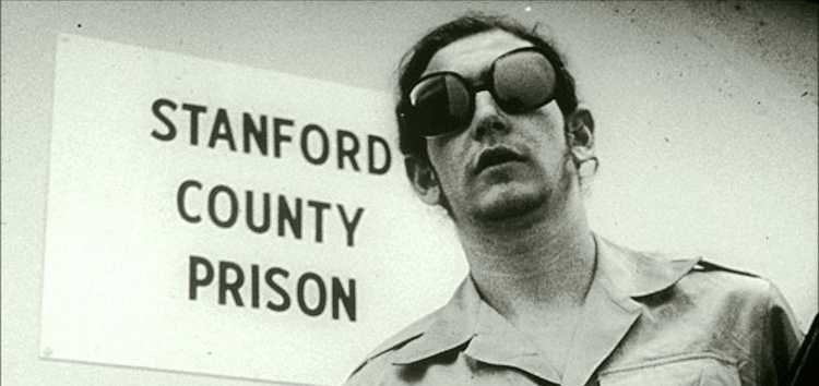 Dr. Philip Zimbardo的監獄模擬實驗The Prison Experiment